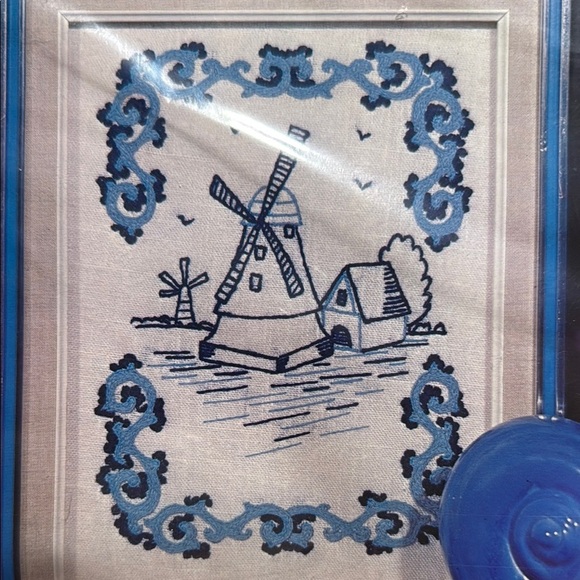 Crewel Embroidery Stitchery Kit - Blue Windmill Design - Picture 1 of 6